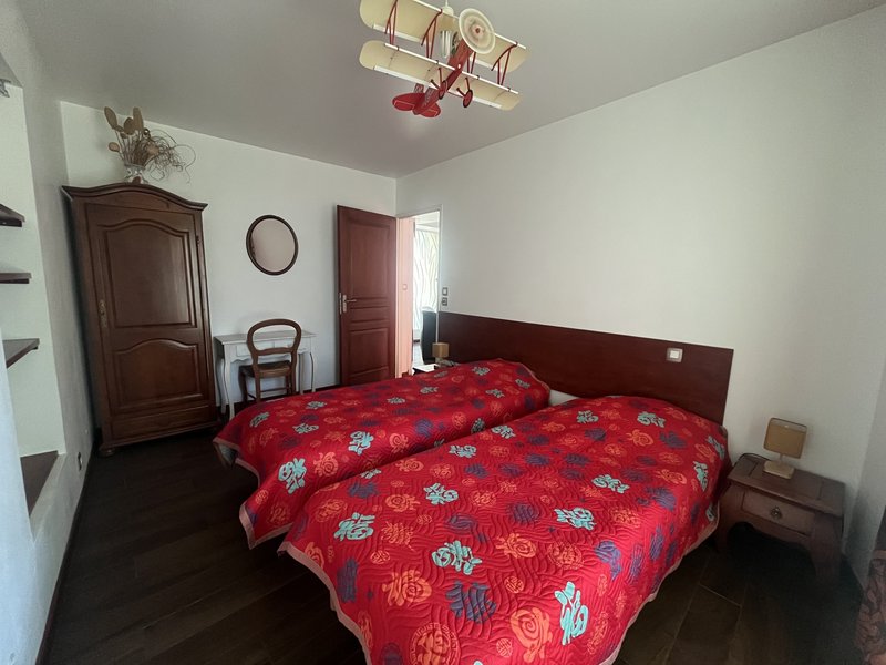 Room 1